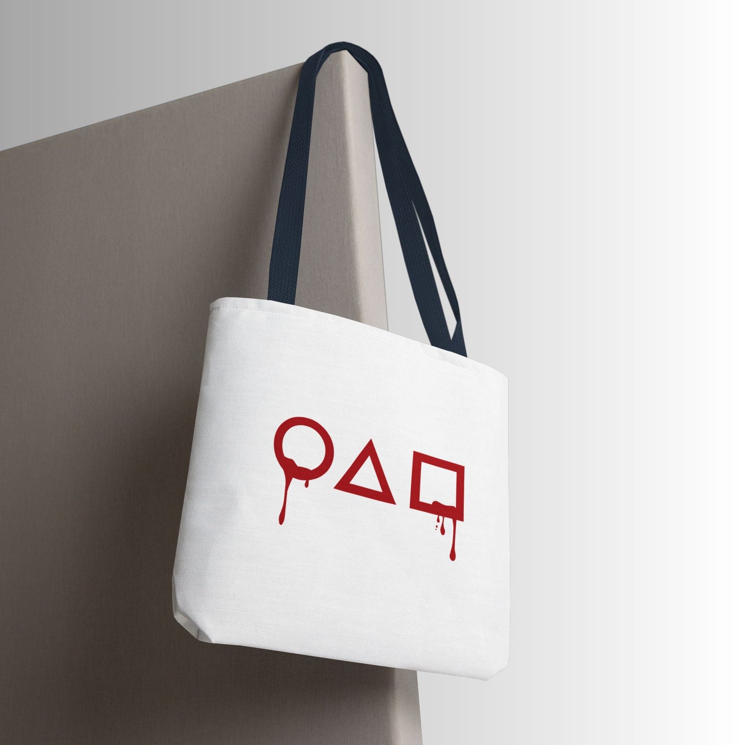 KLNG Tote bags